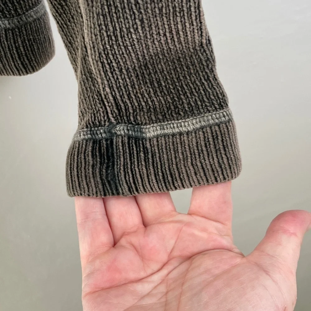 Woolrich Men's Dark Gray Crewneck Sweater size medium